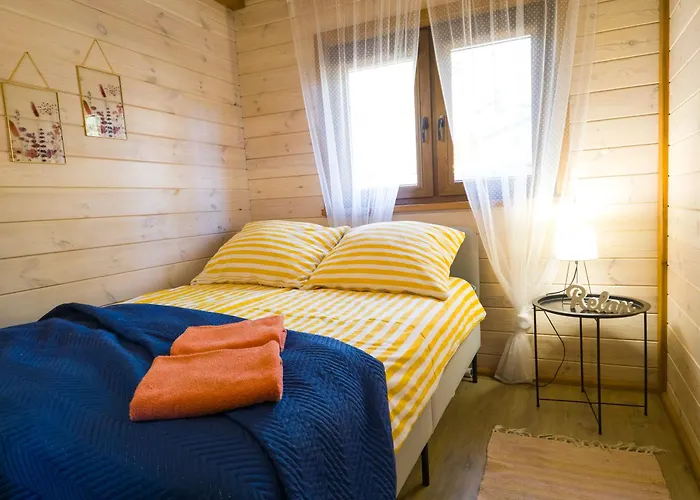 Semesterbostad Lesne Dziady Borsk